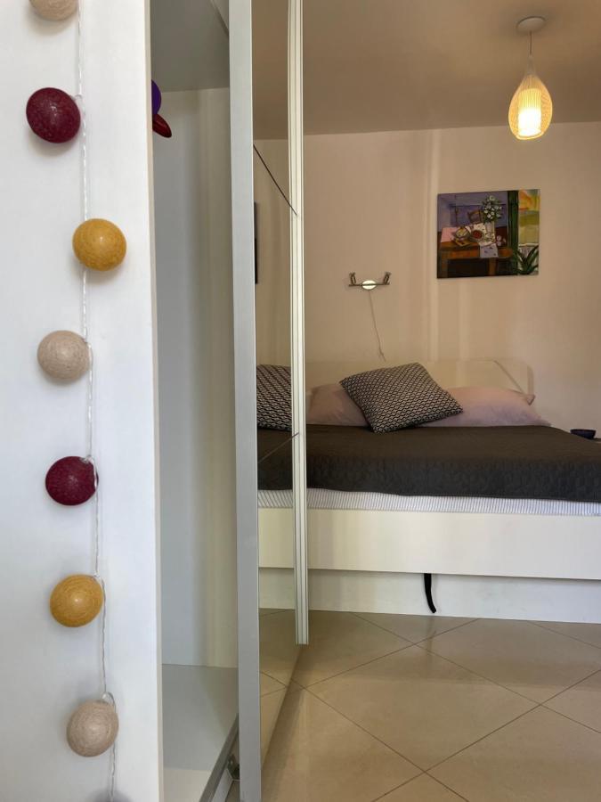 Studio Apartment Klaric Vis Exterior foto